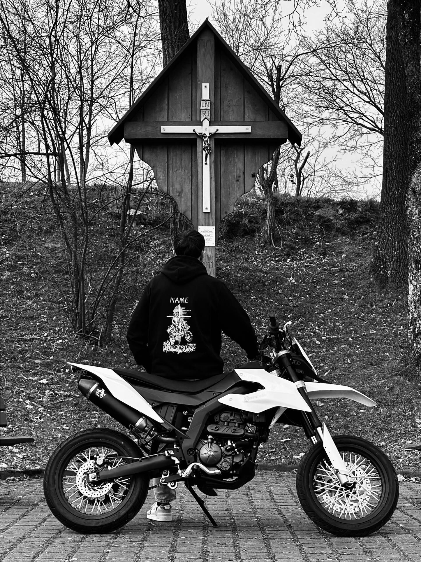 INFA 295 RIDE IN PARADISE HOODIE